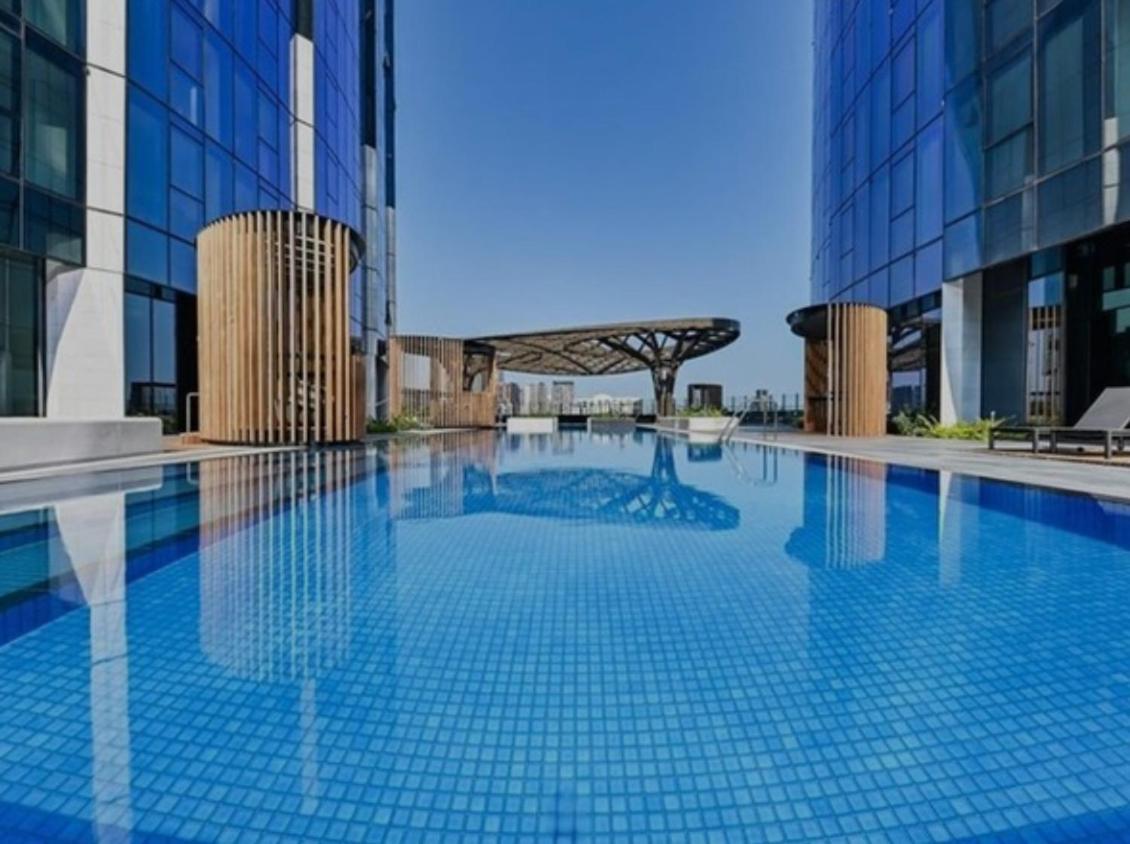 Premium 3 Bed *