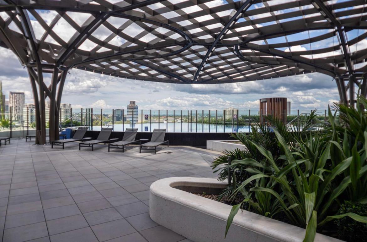 Premium 3 Bed Apartment *